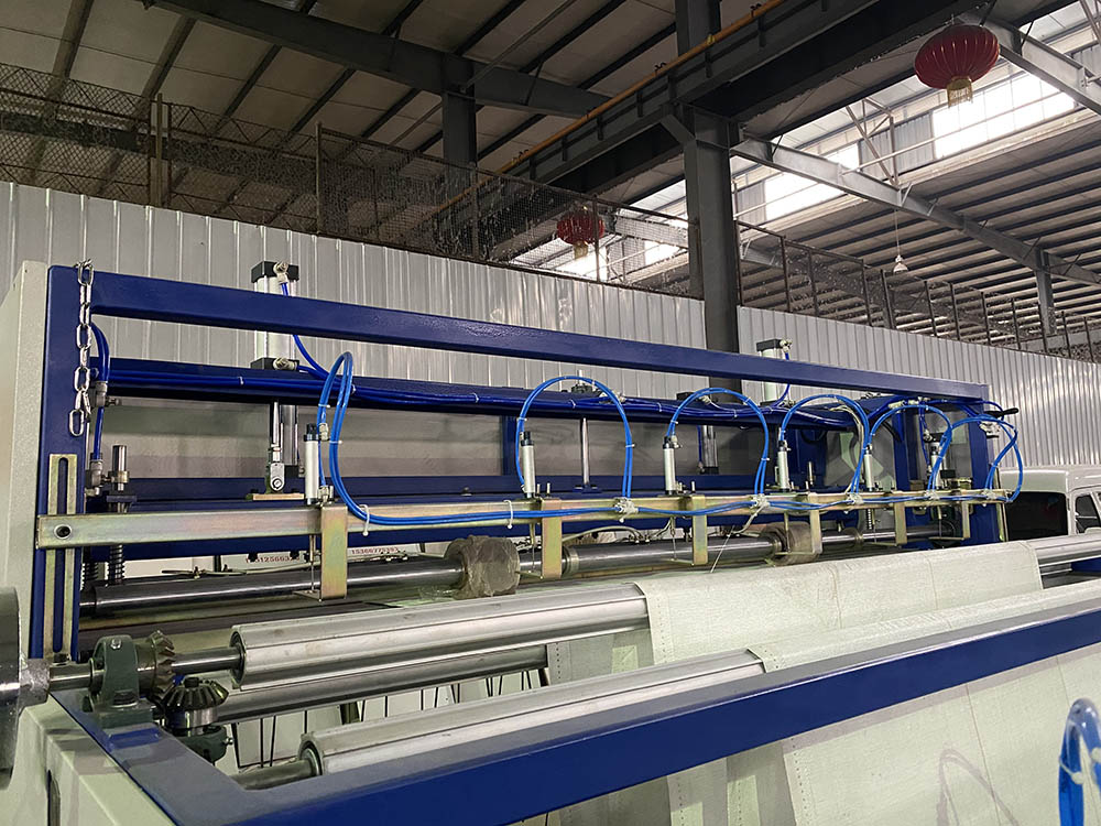 The characteristics and development of FIBC fabric cutting machine