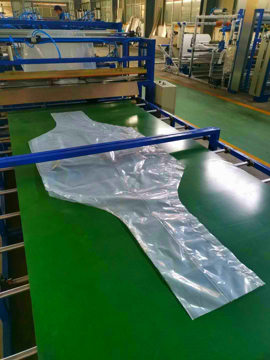Professional China PE Big Bag Heating Sealing Cutter Machine – PE Bottle Shape Liner Sealing Machine – VYT