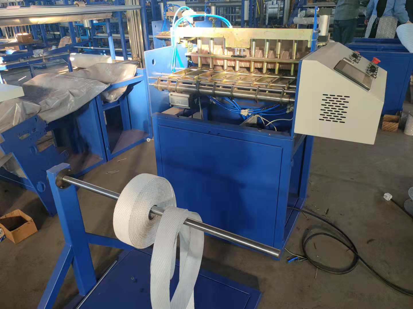 China 2020 عالية الجودة FIBC Sack Machine التلقائي القطع - حقيبة Jumbo حزام الحزام FIBC BIG BAC LOOP Machine FIBC -6/8 - Vyt Factory and Manufacturers | صور تفاصيل Vyt