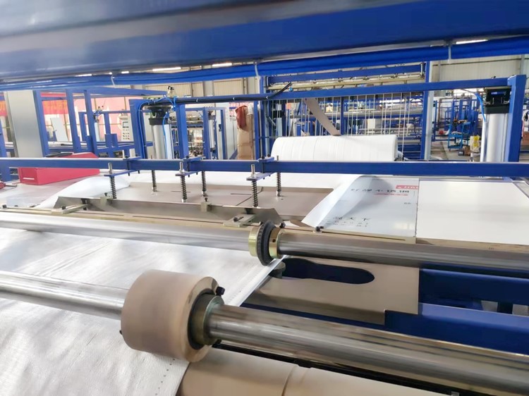 China Máquina de corte de tecido automático de boa calidade para bolsas jumbo grandes bolsas - Fibc Jumbo Bag Big Bag Máquina de corte de tecido - Fábrica e fabricantes Vyt | Imaxes de detalle de Vyt