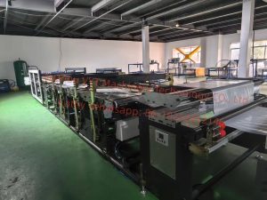 China CSJ-1300 otomatiki Filb Bottle Bottle Liner inosimbisa kucheka cutting curity uye vagadziri | Vyt